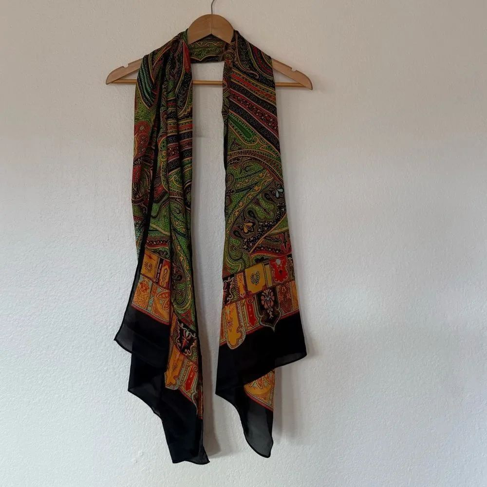 Printed scarf - Picture 2 of 3